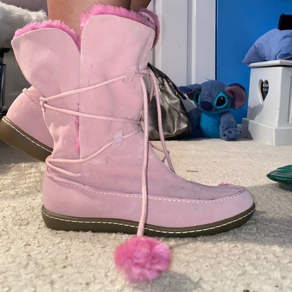 light pink fur boots